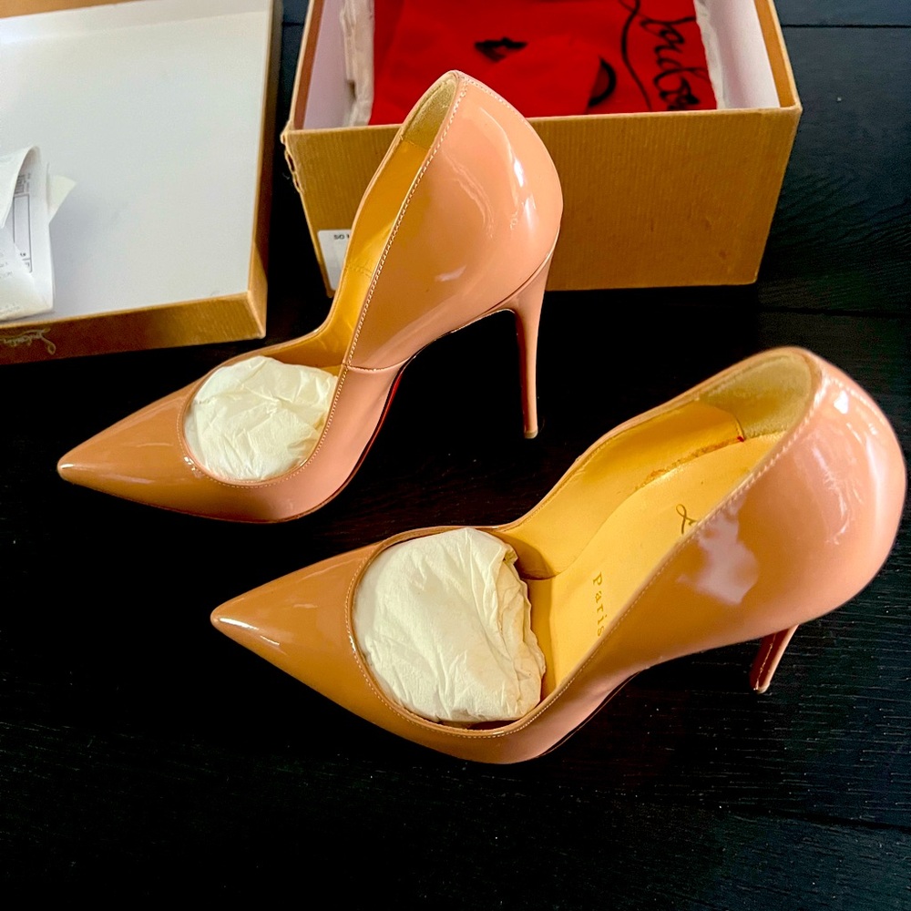 Christian Louboutin so Kate pumps